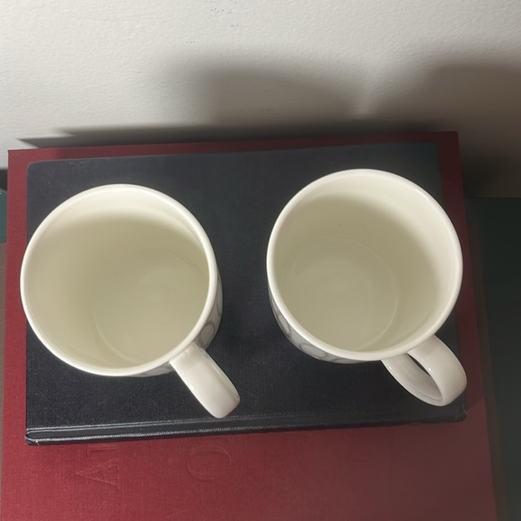 Kate Spade New York Lenox Charlotte Street Grey West Loops Pair of Mugs - Picture 5 of 7